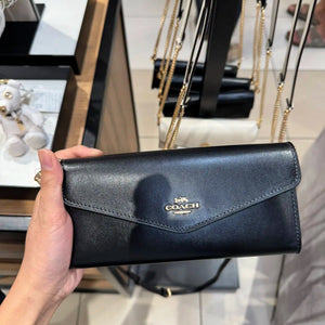 C0ach Klare Wallet