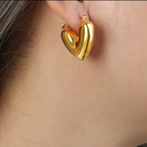 High Quality Cute Heart Earrings