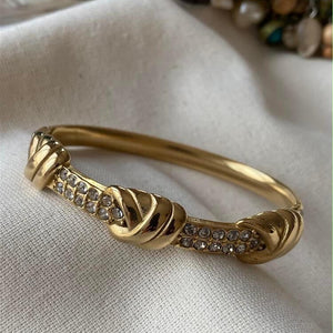 Knot Bracelet
