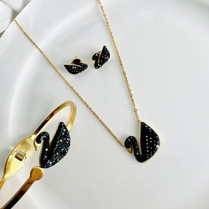 Black Swan Set