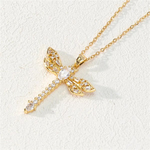 Luxurious Titanium Gold Stone Necklace