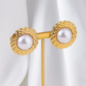 Round Pearl Earrings