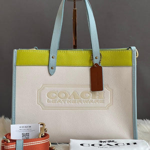C0ACH-Field Tote 30 In Colorblock With Coach Badge