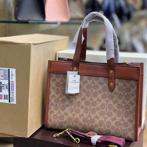 C0ACH-Field Tote 30 In Colorblock With Coach Badge