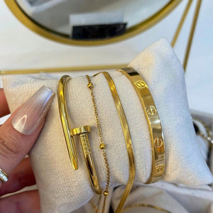 Minimal Stack Bracelets