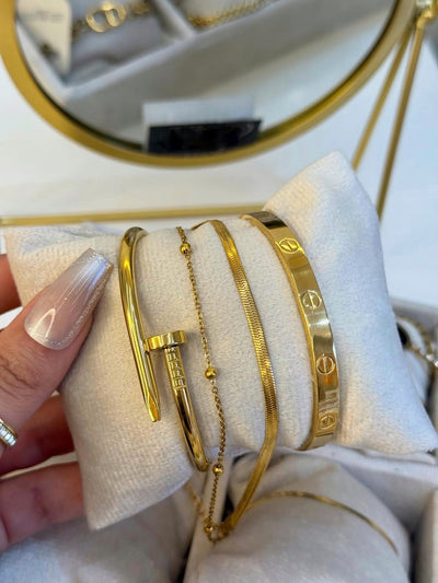 Minimal Stack Bracelets