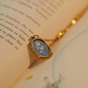 Luxurious Titanium Flower Necklace