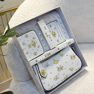 C0ach White Flower Gift Box-Bag