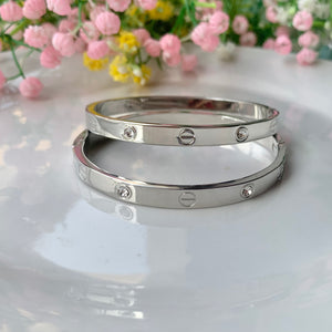 Silver stainless steel bracelet