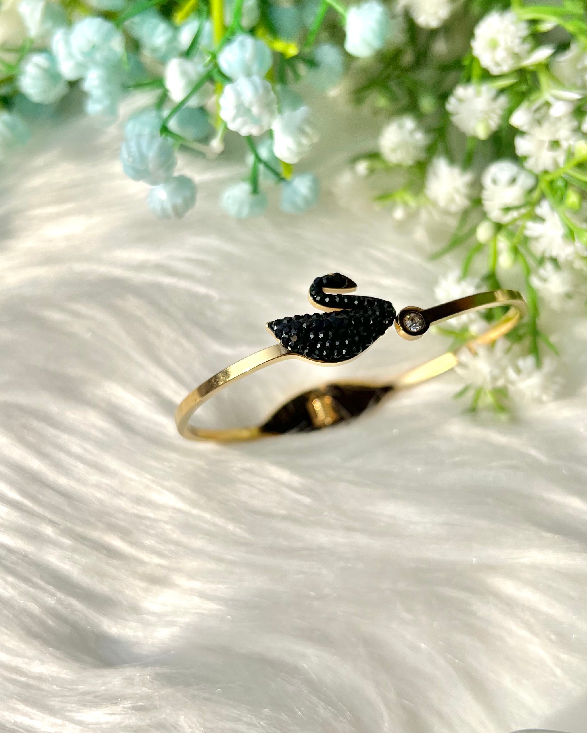 Black on sale swan bracelet